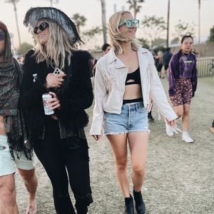 Meet your Posher, Juliet